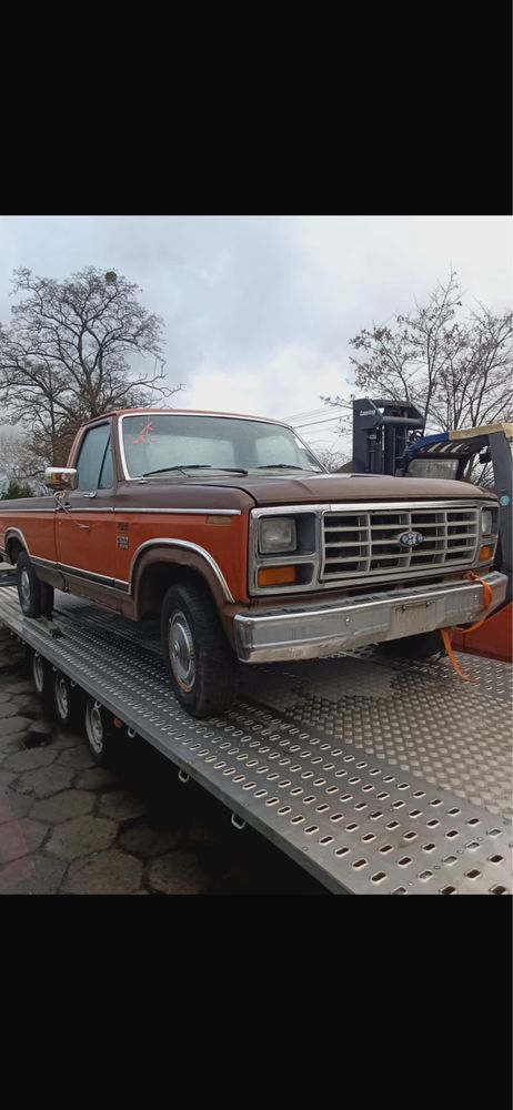 Silnik skrzynia czesci Ford F 100 Pickup