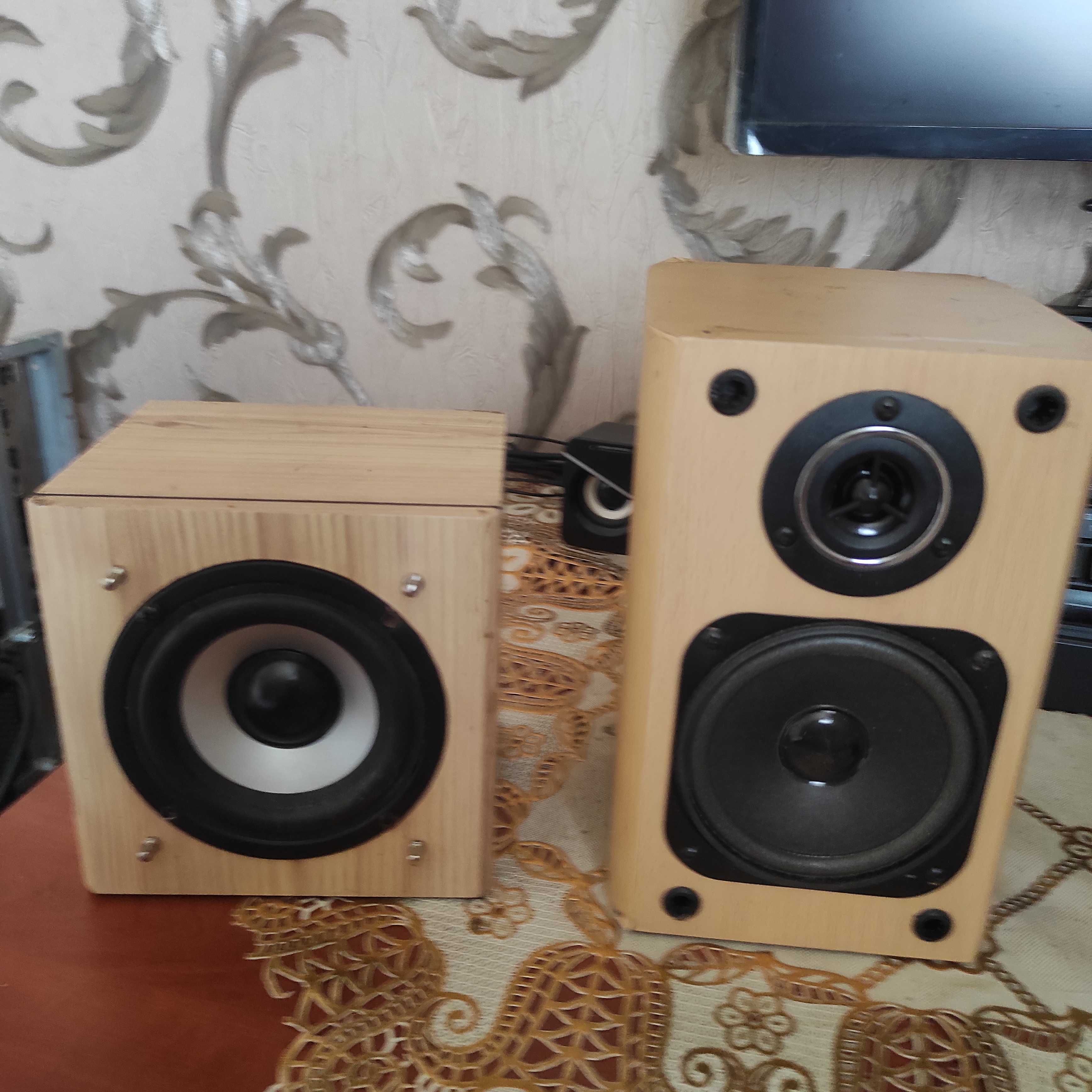 Продам Колонки Logicfox