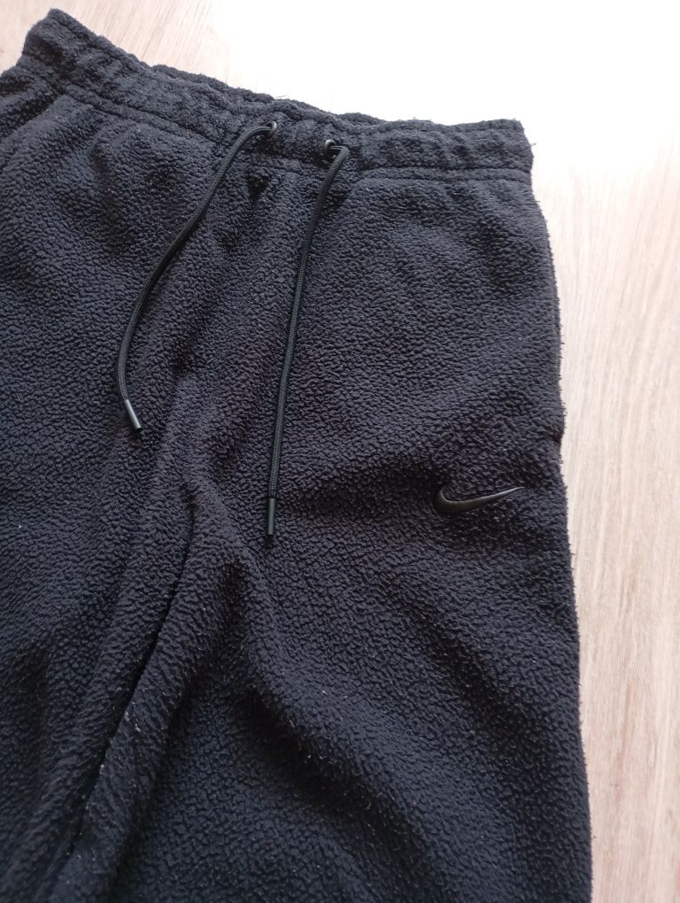 Базові широкі спортивні штани Nike sweatpants