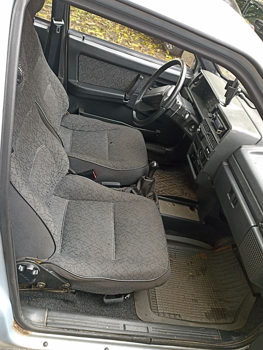 Продам авто ваз-219 2005 год