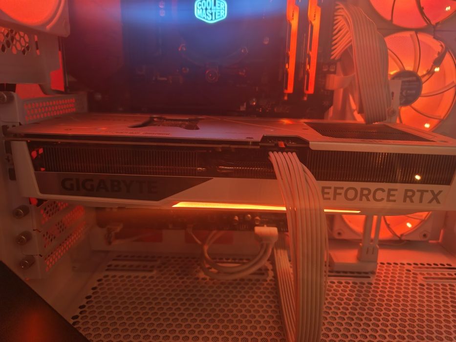 Vendo RTX5070TI 16GB da GIGABYTE