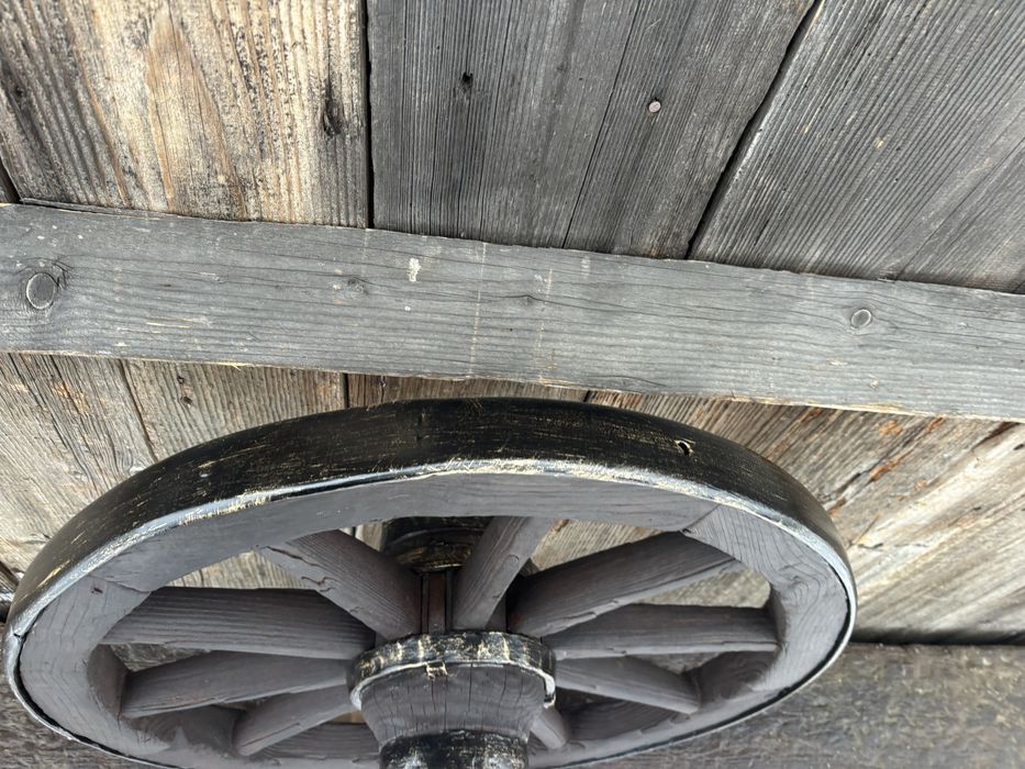 Stare koło drewniane od wozu PO RENOWACJI