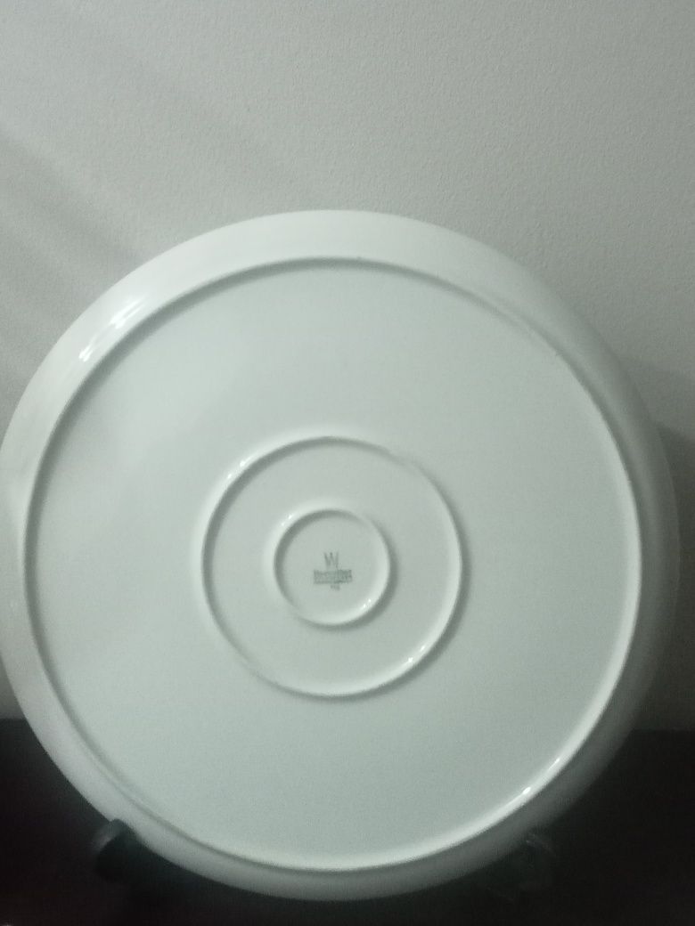 Belo prato de bolo ou outros de porcelana alemã