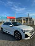 Audi E-tron S-line