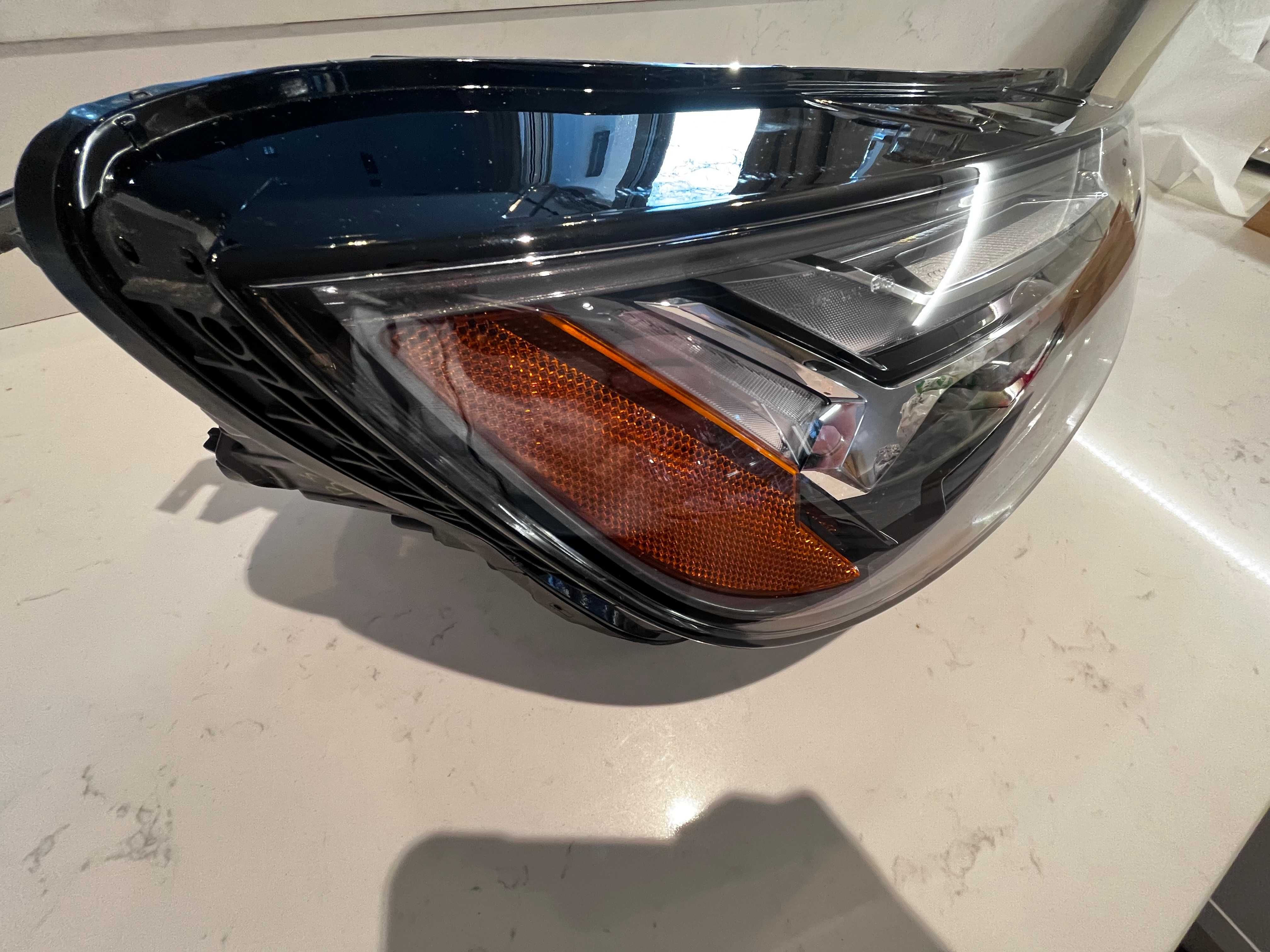 AUDI Q5 oryginalna lampa prawa USA Matrix rok 2022 nr. 80A.941.034.H