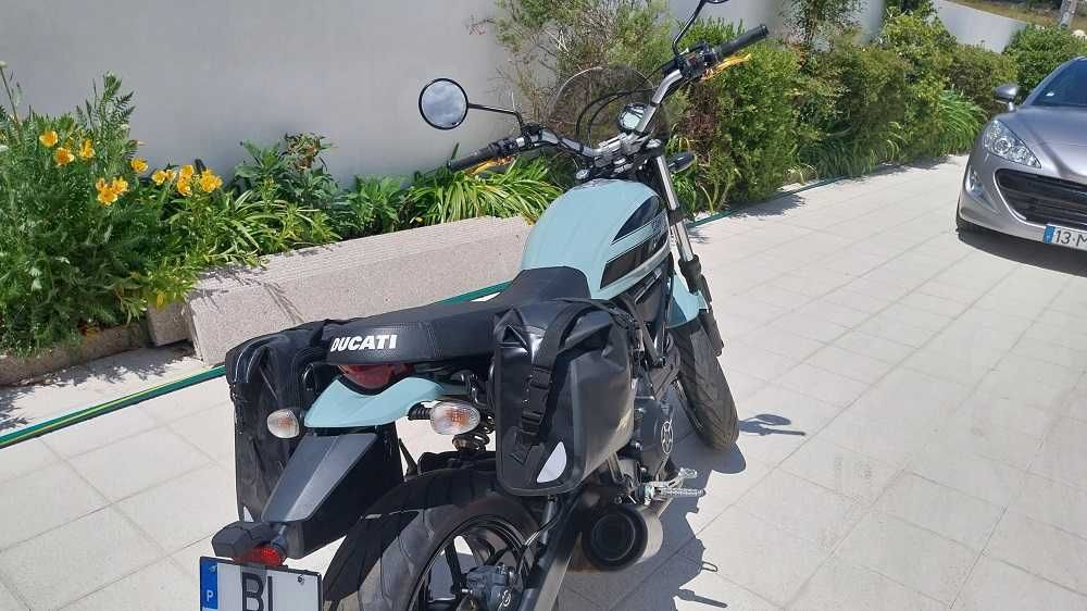 Ducati Scrambler Six Two