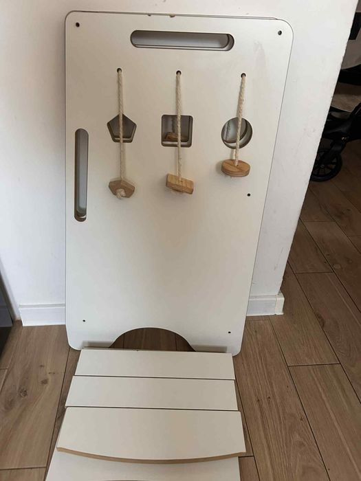 Kitchen Chelper stabilny pomocnik kuchenny dla dziecka