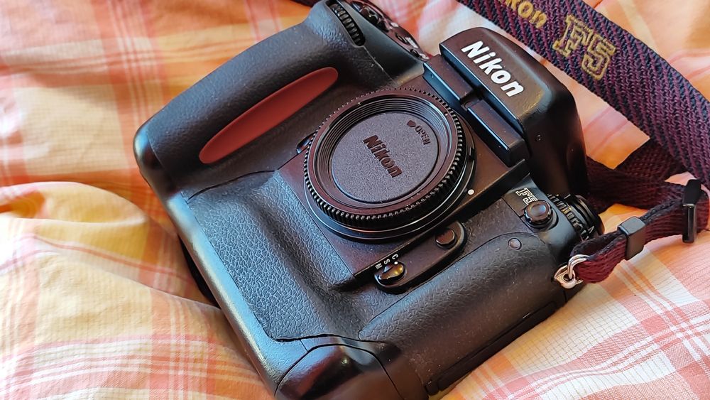 Nikon F5 in very good condition64284293495555121