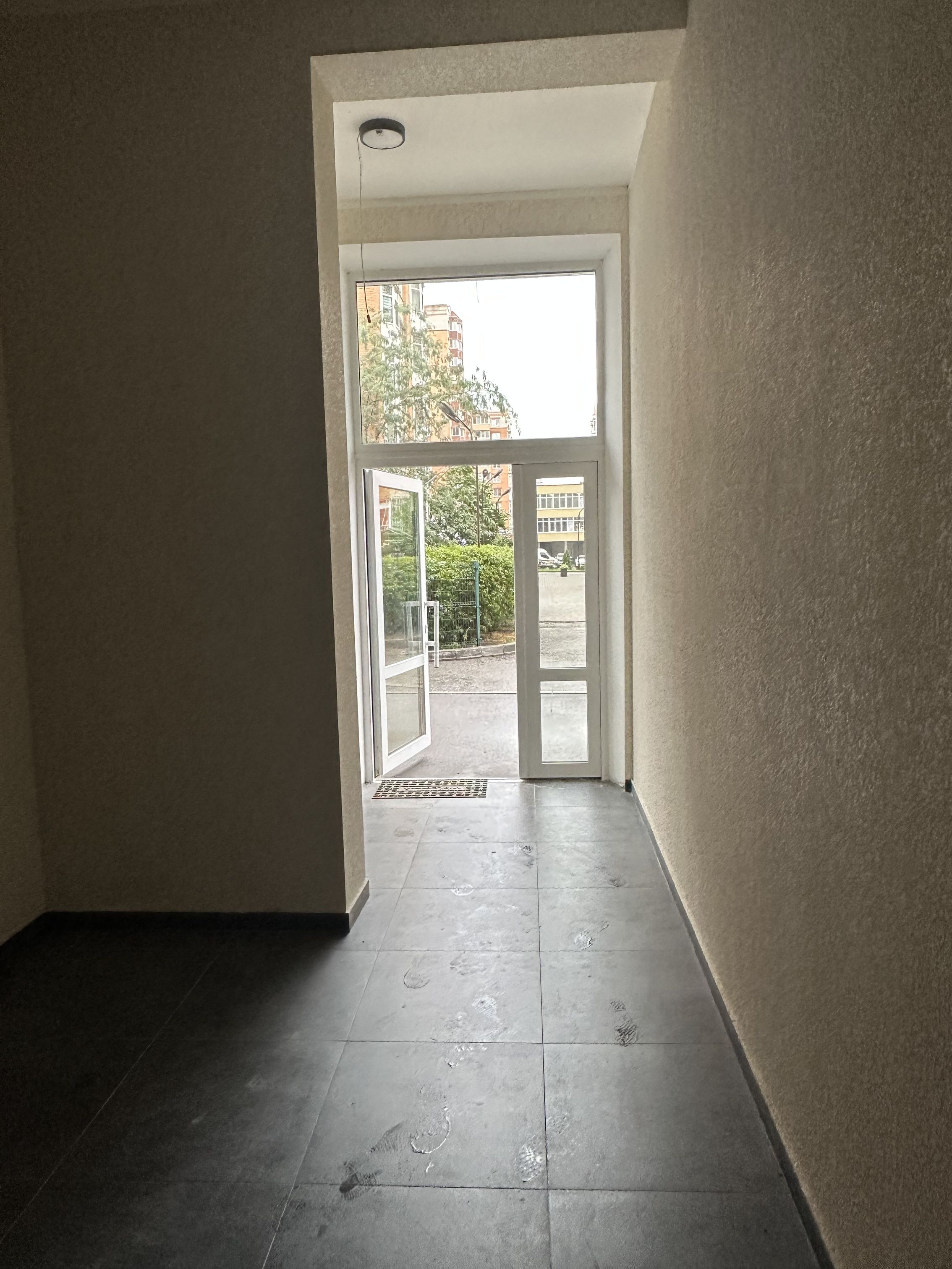 Продаж комерційного приміщення 249 м² в центрі Ірпеня