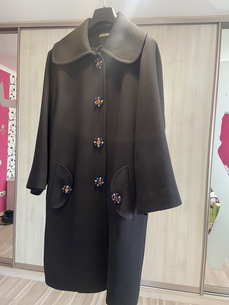 Пальто, тренч Dolce&Gabbana, розмір 42(L), оверсайз, тепле