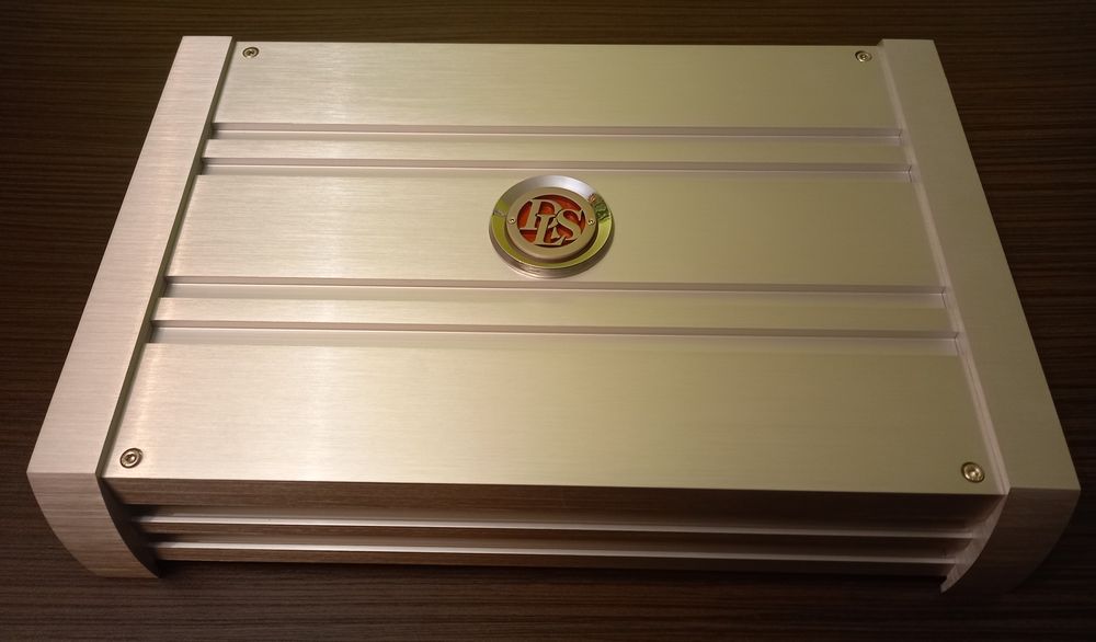 DLS CA41 wzmacniacz samochodowy