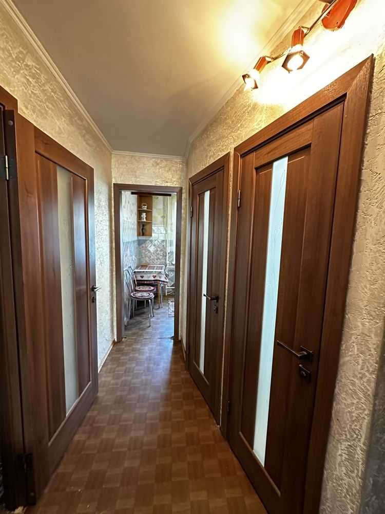 Продаж 3к квартири 62.6 кв. м на вул. Козацька Дубове