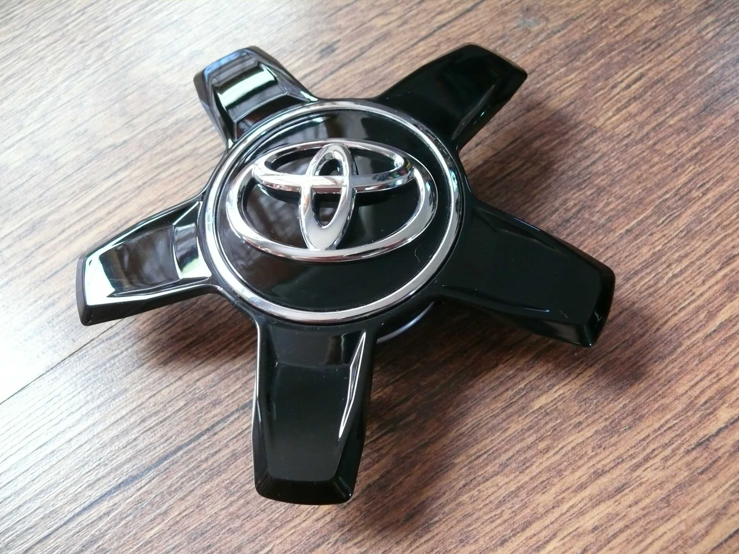 TOYOTA C-HR Corolla Oryginalne Dekielki Alufelg - Komplet
