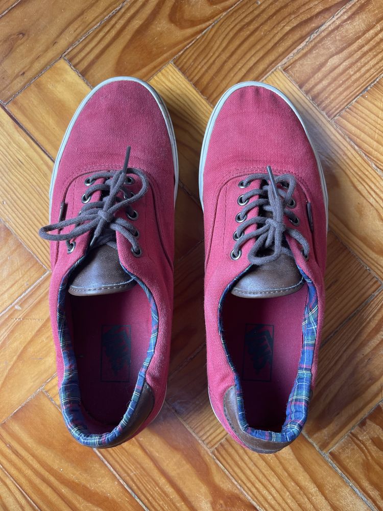 Ténis Vans 44 em otimo estado