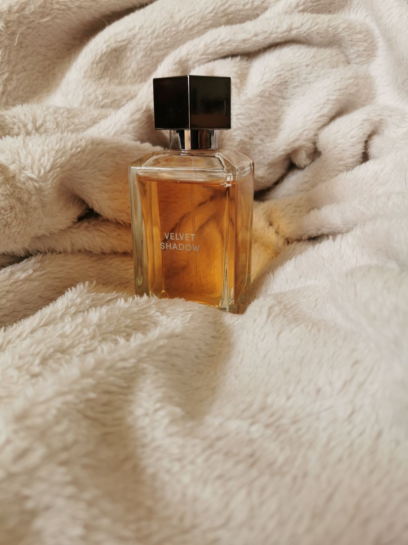 Zara Velvet Shadow 100ml