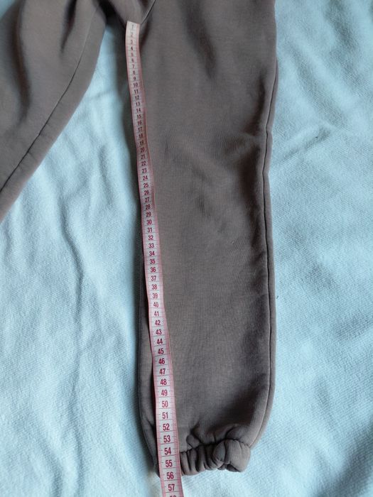 Продам кофту на замку 134 зріст на дівчинку.