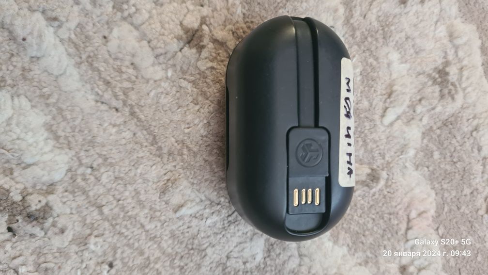 Продаю блютуз навушникиJlab Jbuds Air Anc