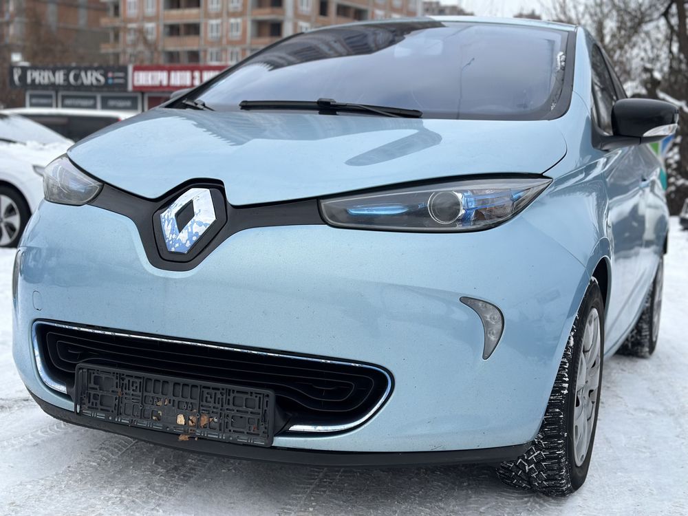 В наявності Renault Zoe 2014р. 23kwh батарея