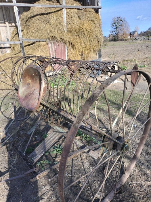 Кінна грабачка в б/у стані