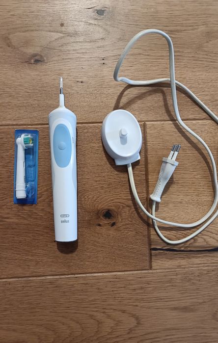 Szczoteczka do zębów elektryczna Braun oral b