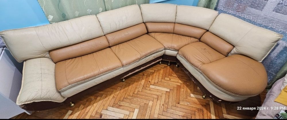 Продам диван кожаний