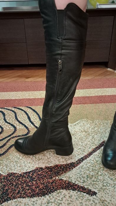 Чоботи зимові. Високі.  Чорні