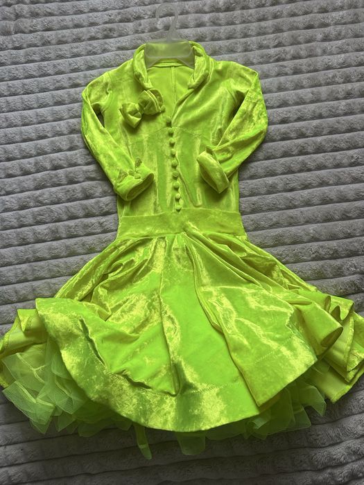 Бальне Плаття нове