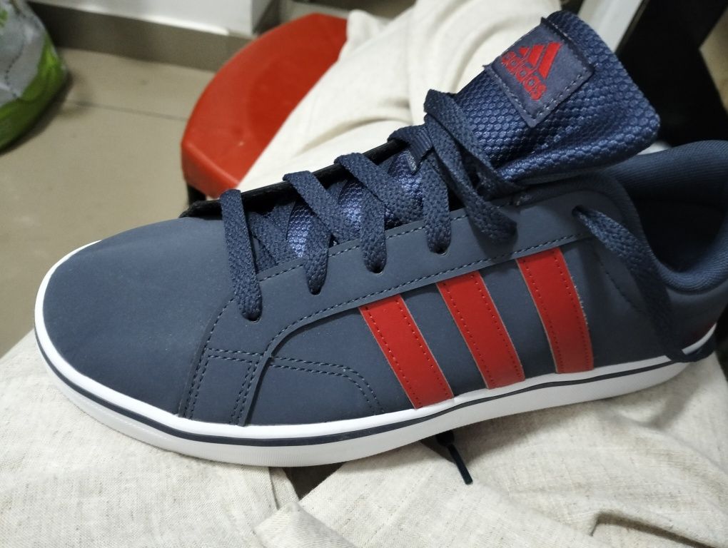 Кросівки,кеди Adidas