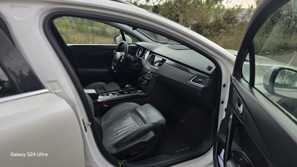 Peogeot 508 RXH Hybrid4 200cv branco pérola