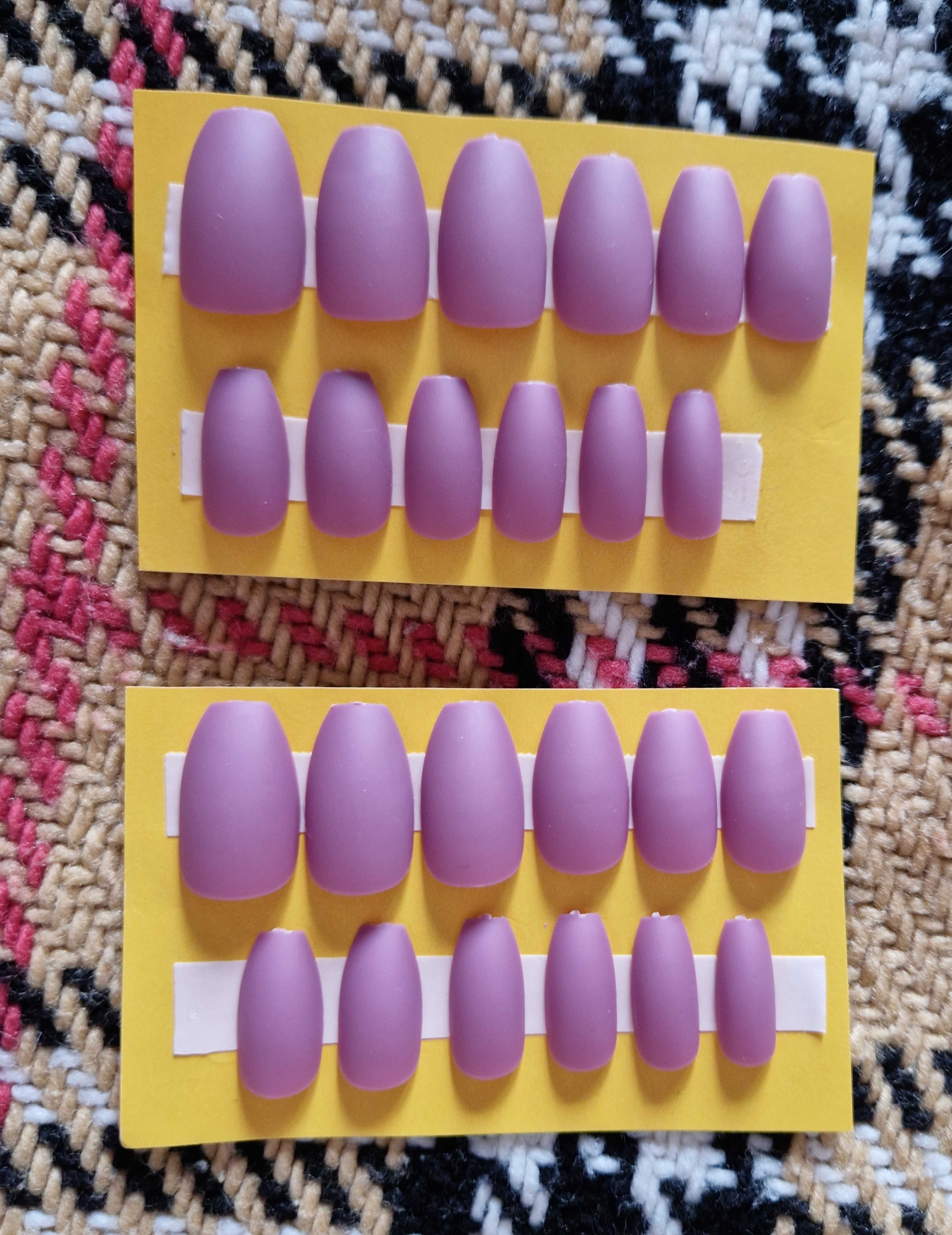 Unhas Postiças Press-On lisas ou estampadas pré-pintadas