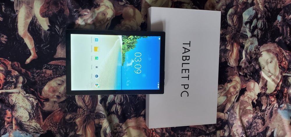 Планшет 11-дюймов 256гб. новый