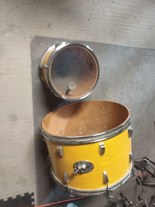 Sonor action 22" i 13"