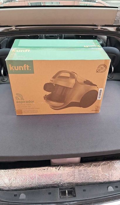Aspirador novo na caixa fechado
