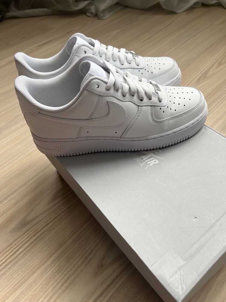 Nike Air Force 1 07 White