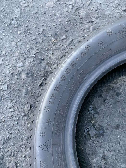 Шини 175/65 R14 Dunlop зима 2020 рік  8/7,8 мм