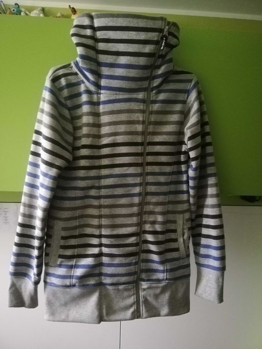 Długa ciepła bluza