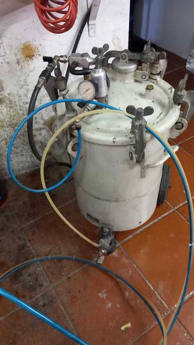 Balde de pressão 20 lts com pistola nova