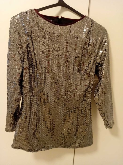 Blusa de lantejoulas prata