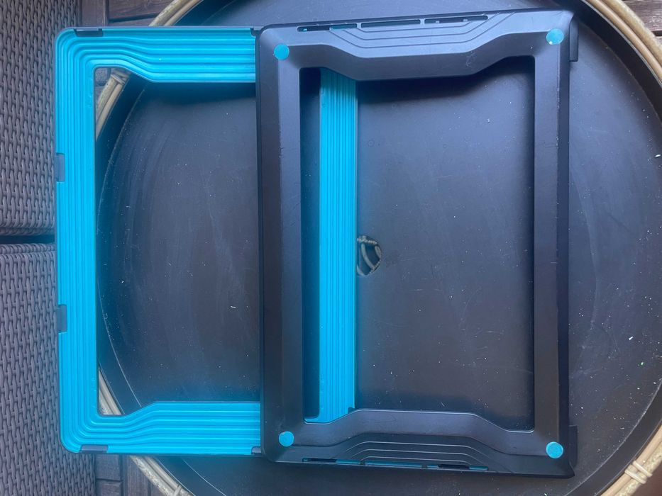 CAPA RÍGIDA (HARDSHELL) DE COMPUTADOR PORTÁTIL MACBOOK PRO 13 - THULE