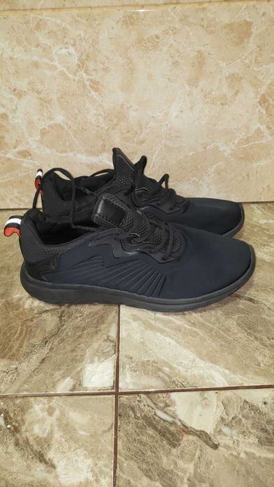 Кросівки Venice, розмір 45