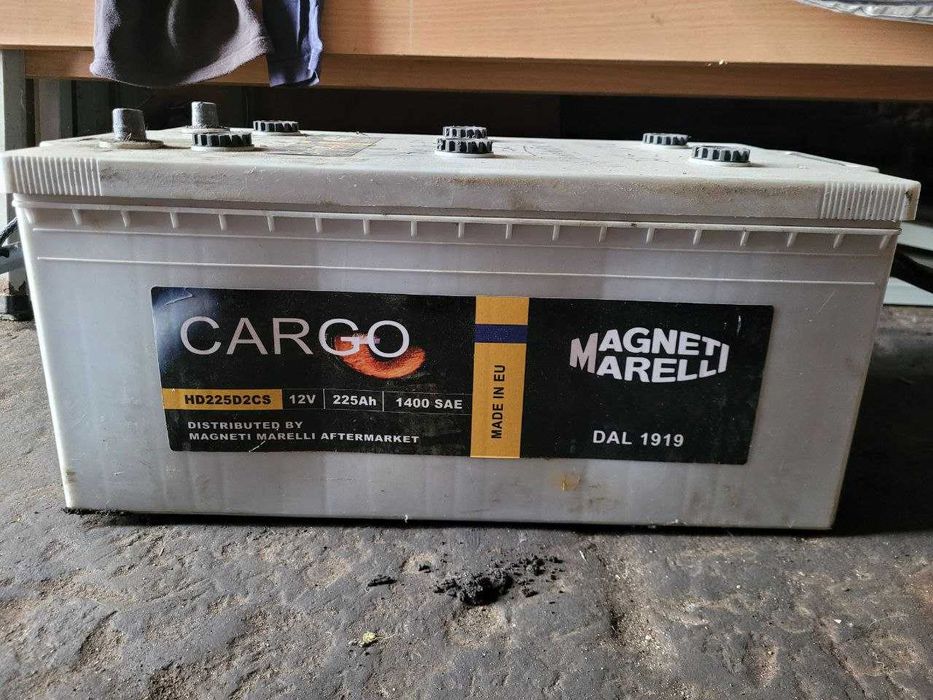 Акамуляторы CARGO 225 Ah 1400 SAE 12 V, VEGA 12 V 225 Ah
