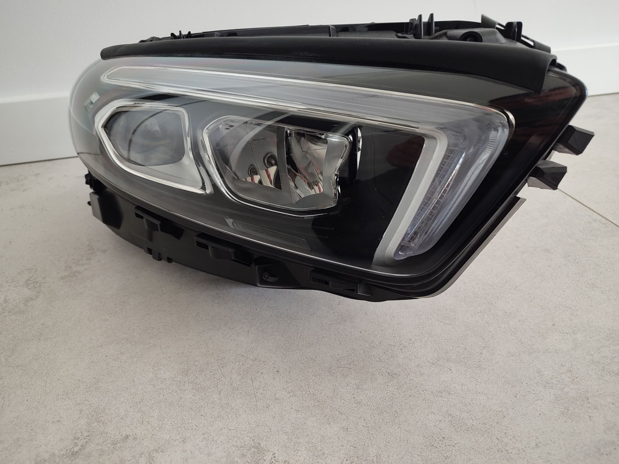 Lampa Prawa Przód Mercedes A-klasa 177 Full Led 20r Oryginał