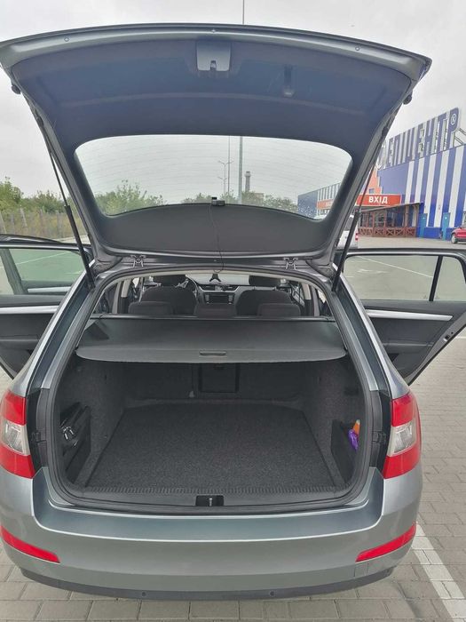 Шкода Октавия А7, можливо обмін на білший авто. Мін, бус