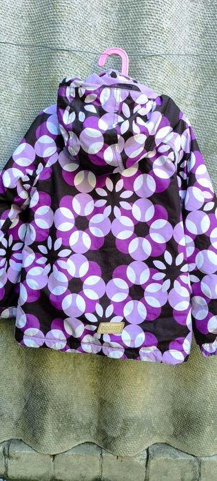 Куртка демісезонна на дівчинку 128-134 утеплена