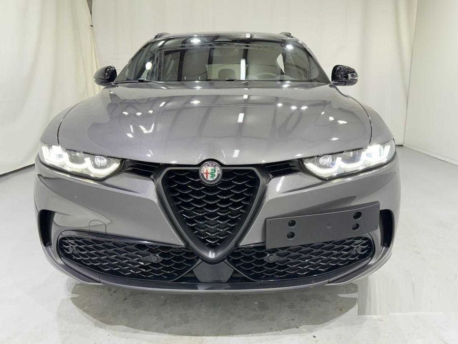 Бампер Alfa Romeo Tonale Розборка Альфа Ромео Тонале Четверть