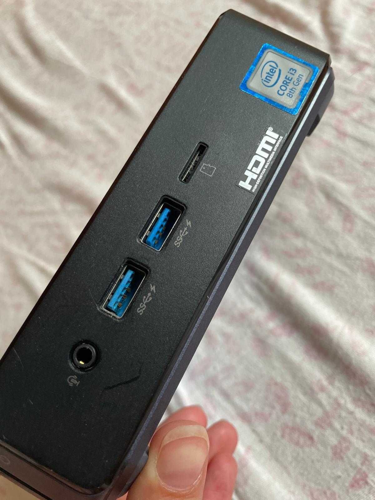 Asus PC Chromebox Computer Intel core i3 8th gen