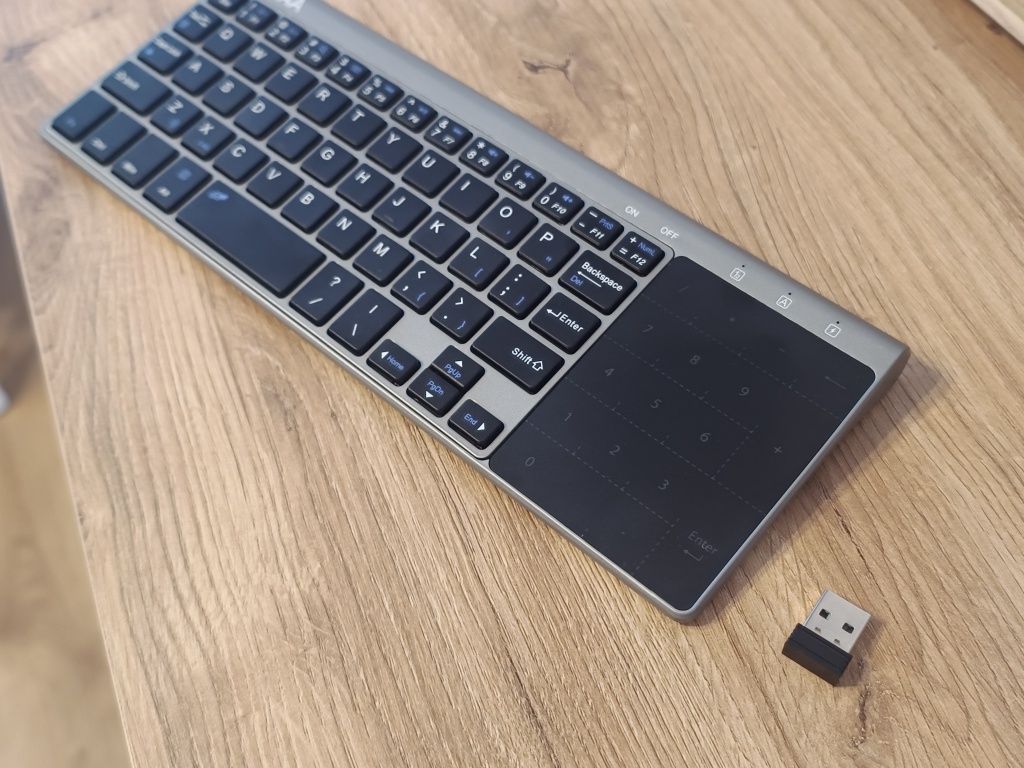 Klawiatura bezprzewodowa z Touchpadem