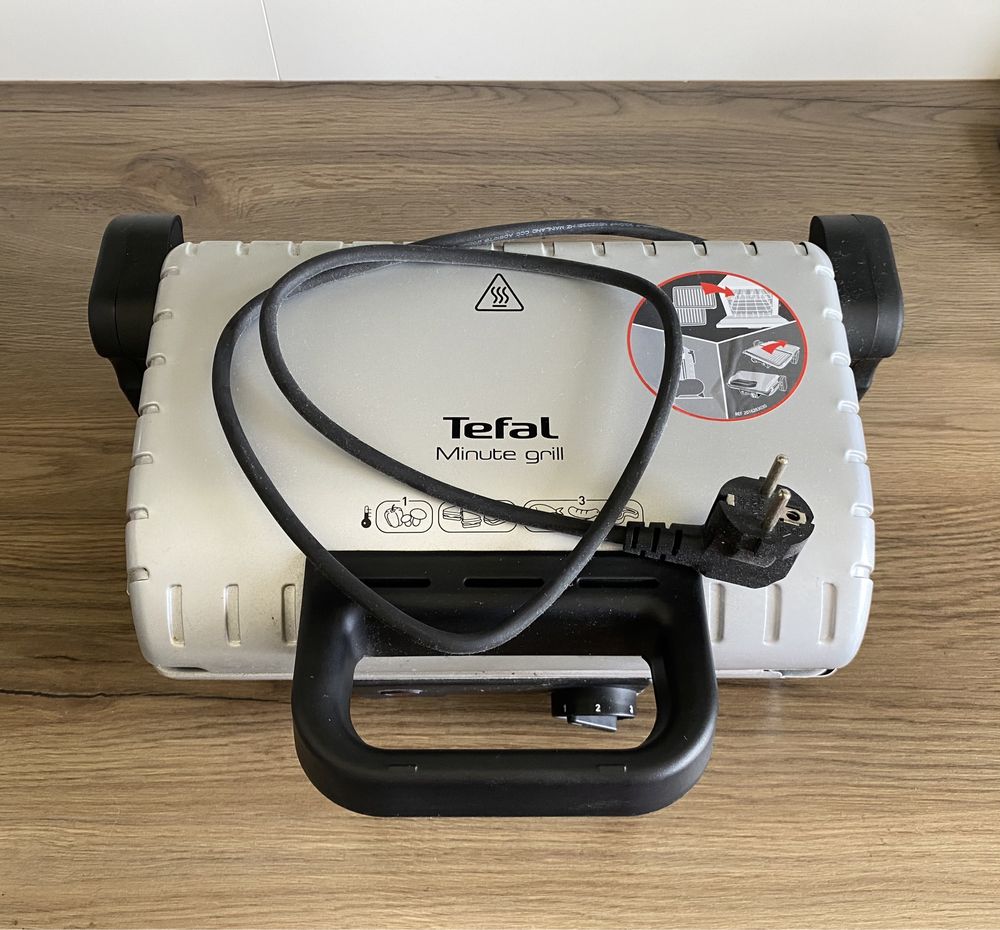 Grill elektryczny Tefal Minute grill 1600 W odpinane płyty używany