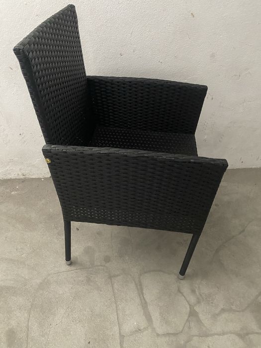 Mesa de jardim como nova