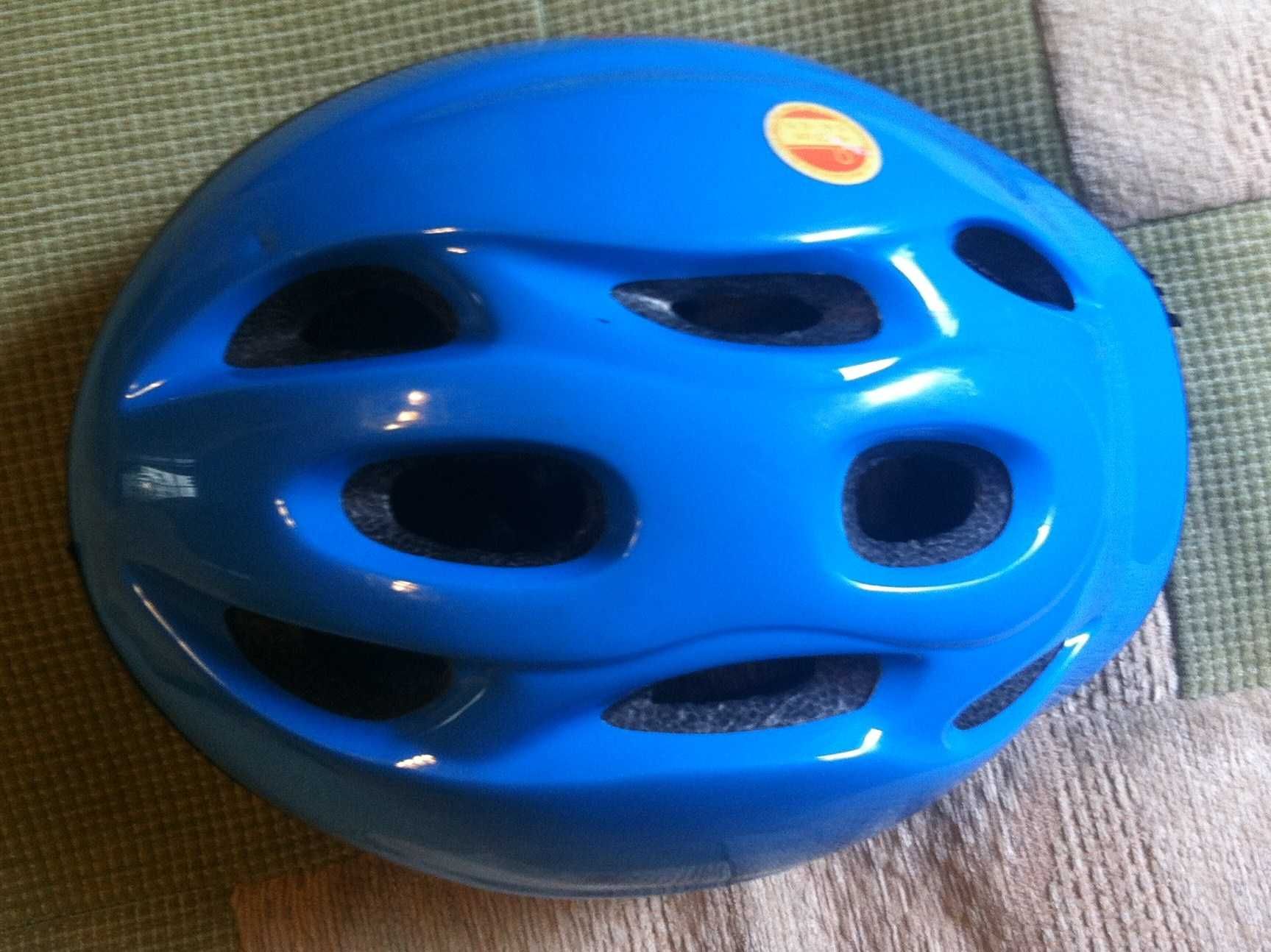 Kask rowerowy dziecięcy Decathlon rozm. 47-53 cm